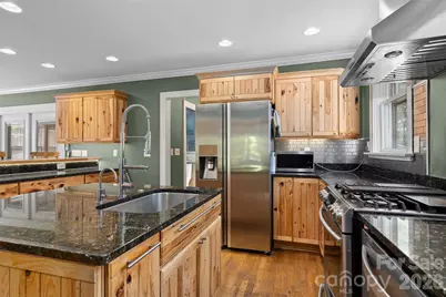 23 Lanvale Avenue, Asheville, NC 28806 - Photo 17