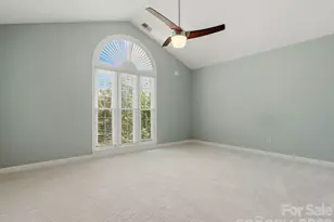10314 Rougemont Ln, Charlotte, NC 28277 - Photo 5