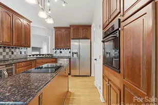 10314 Rougemont Ln, Charlotte, NC 28277 - Photo 21