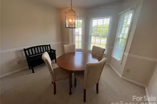 837 Deerfield Dr, Mount Holly, NC 28120 - Photo 9