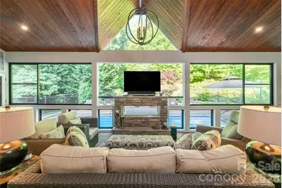 300 White Pine Drive, Hendersonville, NC 28739 - Photo 3
