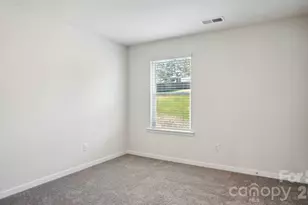 627 Country Oak Dr, Asheville, NC 28804 - Photo 33