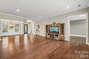 14503 Crest Ct, Charlotte, NC 28278 - Photo 11