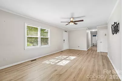 128 Levo Drive, Troutman, NC 28166 - Photo 5
