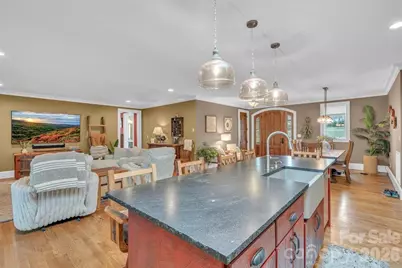 811 Linhigh Drive, Newland, NC 28657 - Photo 13