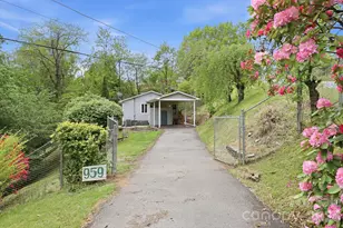 959 Oakmont Dr, Canton, NC 28716 - Photo 27