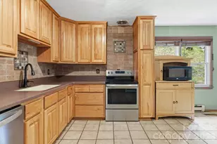 959 Oakmont Dr, Canton, NC 28716 - Photo 7