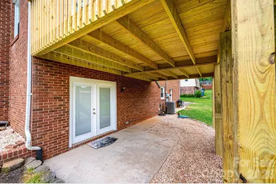 3231 25th Street NE, Hickory, NC 28601 - Photo 33
