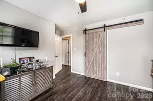 3231 25th St NE, Hickory, NC 28601 - Photo 21