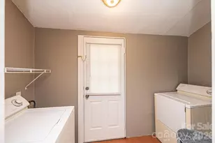 1725 8th Ave NE, Hickory, NC 28601 - Photo 15