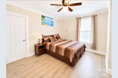 1406 W Walnut Avenue, Gastonia, NC 28052 - Photo 9