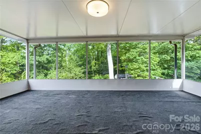 123 Castleton Lane, Hendersonville, NC 28791 - Photo 17