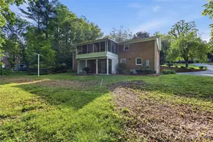 123 Castleton Ln, Hendersonville, NC 28791 - Photo 41