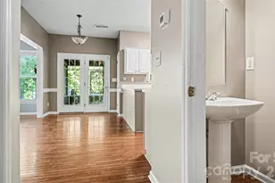 1515 Klompen Rd, Kernersville, NC 27284 - Photo 3