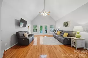 217 Dell Cir, Hudson, NC 28638 - Photo 7