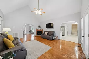 217 Dell Cir, Hudson, NC 28638 - Photo 5