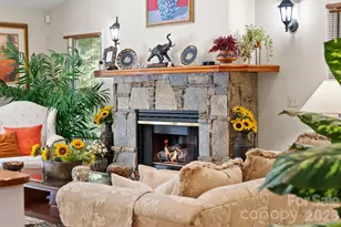 16 Zachary Ridge Rd, Asheville, NC 28804 - Photo 7