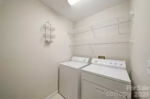 16 Zachary Ridge Rd, Asheville, NC 28804 - Photo 17
