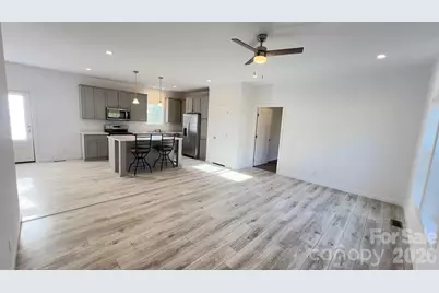 819 Wellwood Avenue, Statesville, NC 28677 - Photo 3