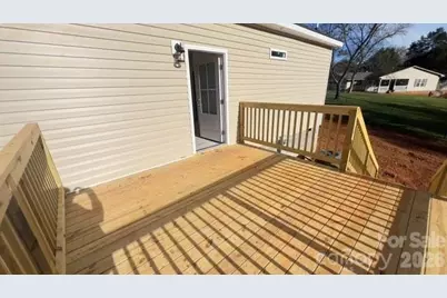 819 Wellwood Avenue, Statesville, NC 28677 - Photo 21