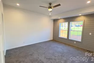 819 Wellwood Ave, Statesville, NC 28677 - Photo 11