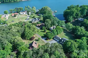 86 King Arthurs Ct, Hickory, NC 28601 - Photo 47