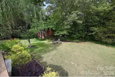 86 King Arthurs Court, Hickory, NC 28601 - Photo 5