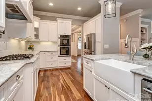 1911 Truman Rd, Charlotte, NC 28205 - Photo 9