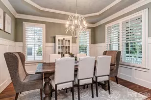 1911 Truman Rd, Charlotte, NC 28205 - Photo 3