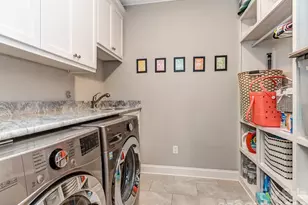 1911 Truman Rd, Charlotte, NC 28205 - Photo 31
