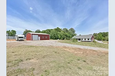 3556 Walling Drive #2, Newton, NC 28658 - Photo 3