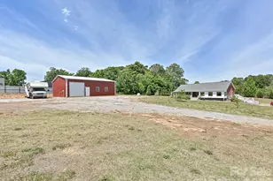 3556 Walling Dr, Newton, NC 28658 - Photo 3