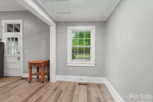 305 N White St, Lancaster, SC 29720 - Photo 25