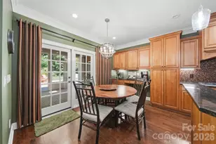 890 18th Ave Ct NW, Hickory, NC 28601 - Photo 9