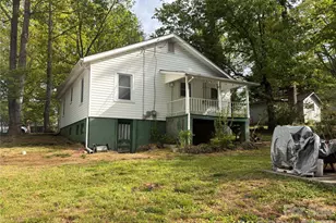 45 Briggs Rd, Asheville, NC 28805 - Photo 15