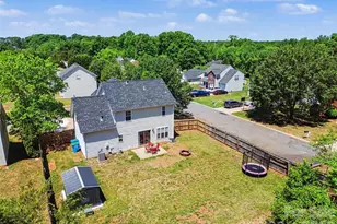 13403 Willow Falls Rd, Charlotte, NC 28215 - Photo 31