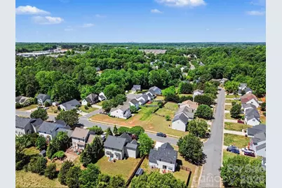 13403 Willow Falls Road, Charlotte, NC 28215 - Photo 33
