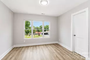 1022 W C St, Kannapolis, NC 28081 - Photo 25