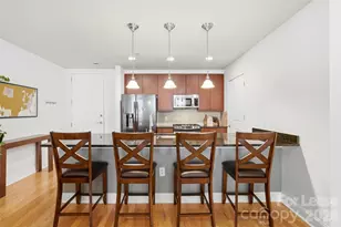 701 Royal Ct Ct, Charlotte, NC 28202 - Photo 5