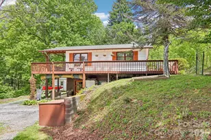 34 Lindsey Hill Ln, Zirconia, NC 28790 - Photo 3