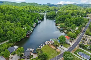 34 Lindsey Hill Ln, Zirconia, NC 28790 - Photo 47