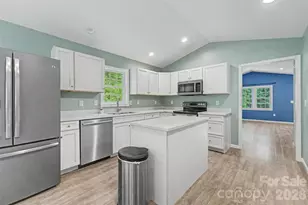 79 Harris Cir, Sylva, NC 28779 - Photo 7