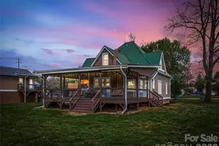 274 Charles St, Clyde, NC 28721 - Photo 39