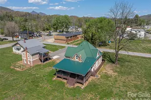 274 Charles St, Clyde, NC 28721 - Photo 33