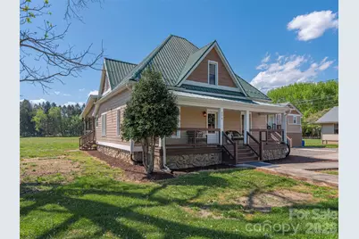274 Charles Street, Clyde, NC 28721 - Photo 1