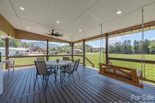 274 Charles St, Clyde, NC 28721 - Photo 25
