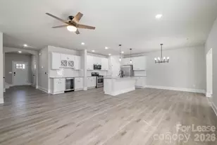 2507 Lynbridge Dr, Charlotte, NC 28226 - Photo 5