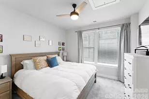 2310 Elizabeth Ml Pl, Charlotte, NC 28208 - Photo 11