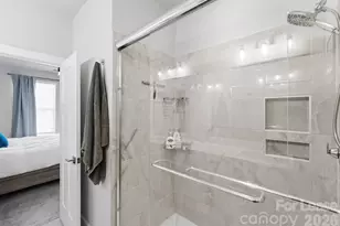 2310 Elizabeth Ml Pl, Charlotte, NC 28208 - Photo 15