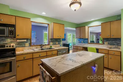 11 Beaumont Drive, Hendersonville, NC 28739 - Photo 7